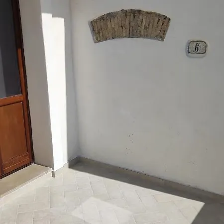 Le Stanze Dello Spassetto - Askos Strongoli